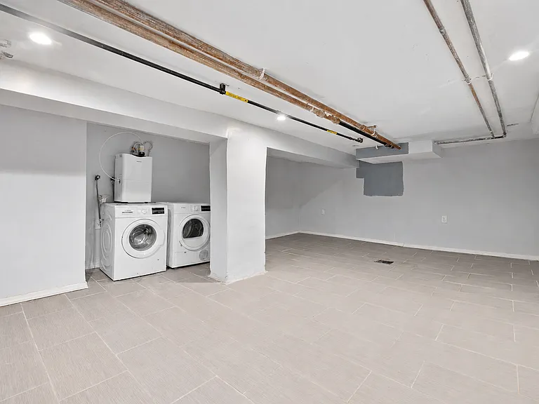 286 Clifton Pl #1 — Photo 12