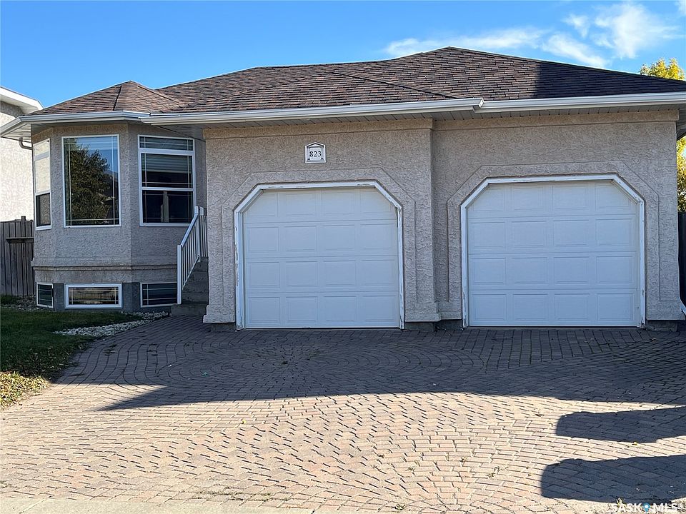 1st image of 823 Beechmont Lane