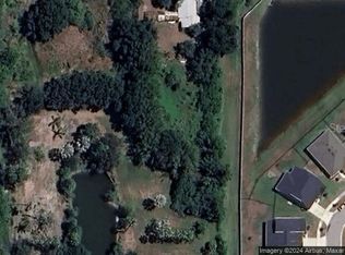 2001 3rd St SE, Ruskin, FL 33570