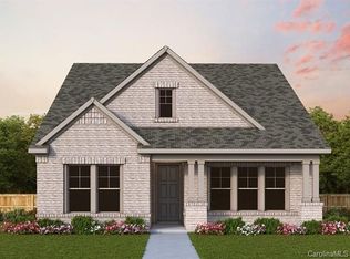 629 Marion Dr, Matthews, NC 28105