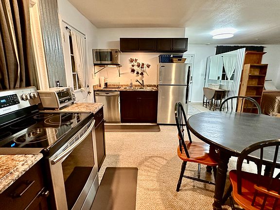 2nd image of 901 Los Poblanos Ranch Rd NW