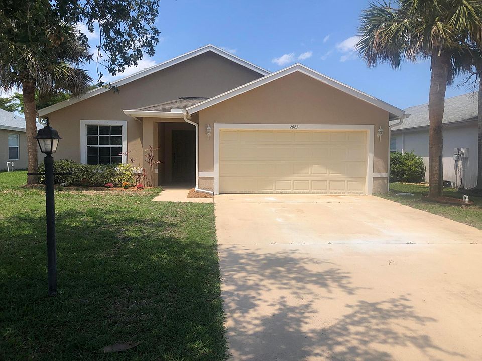 1st image of 2627 SW Marquis Terrace