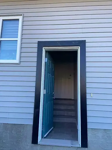 1 bed, 1.0 bath, $1,225 — Photo 2