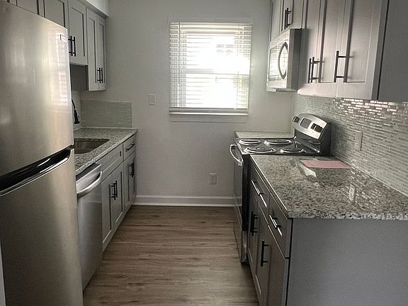 5th image of 98 Chautauqua Ave #5