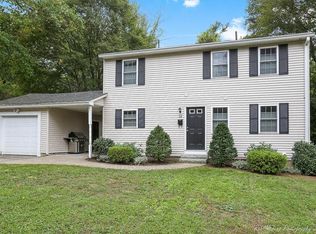 28 Lincoln St, Andover, MA 01810