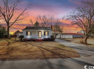 4226 Willow St, Loris, SC 29569