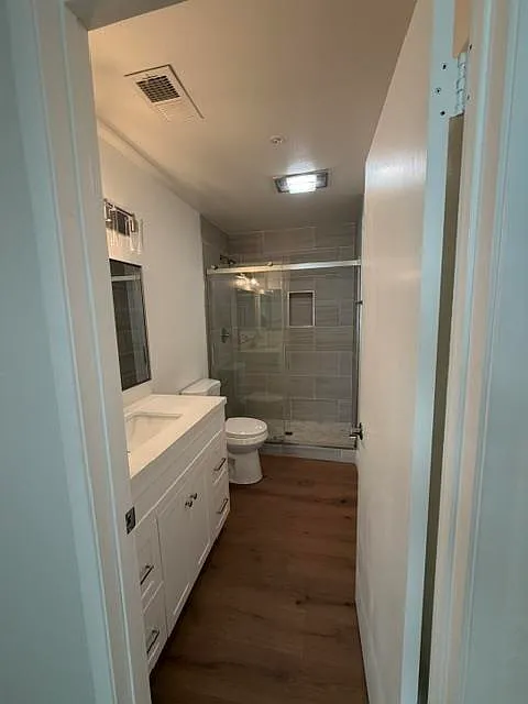 2 bed, 756 sqft, $4,000 — Photo 4