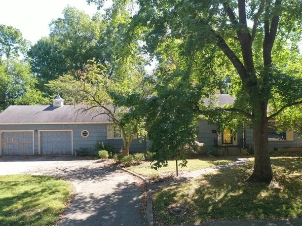 120 McKinley Blvd, Terre Haute, IN 47803