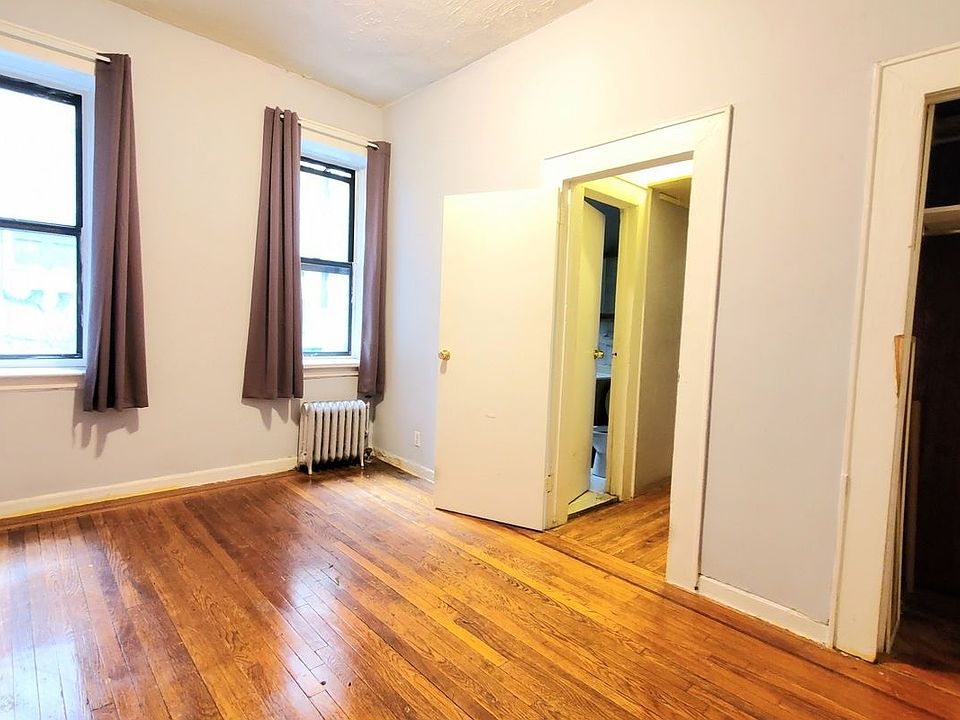 1st image of 2111 Beekman Pl APT 1J