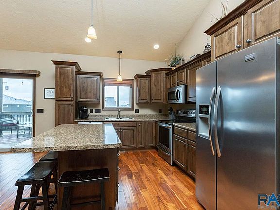 5th image of 5312 S Westwind Ave