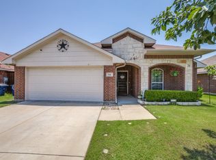 944 Ranch Rd, Dallas, TX 75253