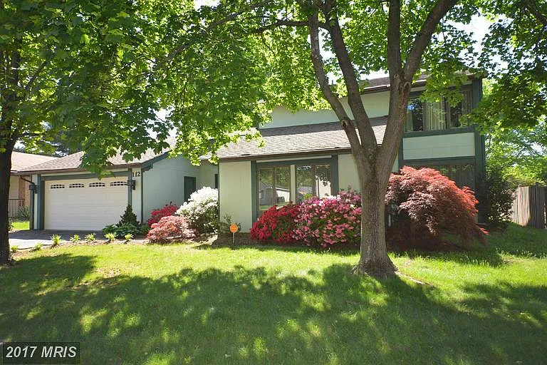 112 Harvest Ln photo 1