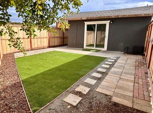 2203A Alta Vista Dr, Vista, CA 92084
