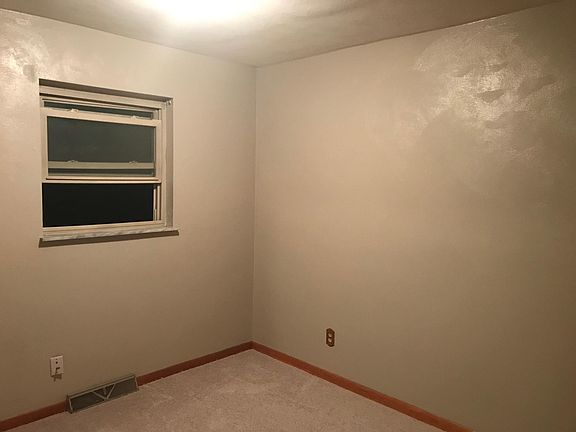 3rd image of 4557 E 4th St