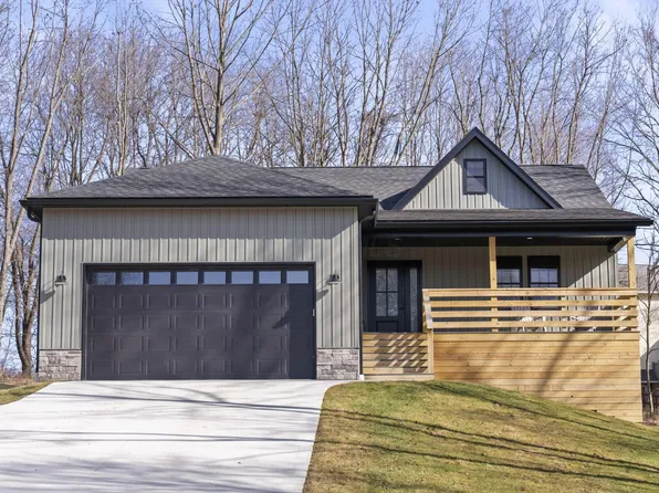 58 Westmoreland Ct, Howard, OH 43028