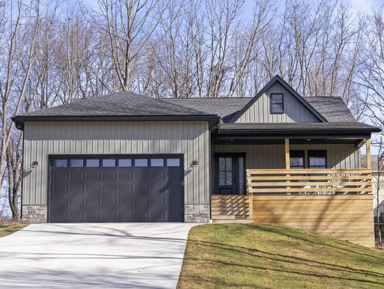 58 Westmoreland Ct, Howard, OH 43028