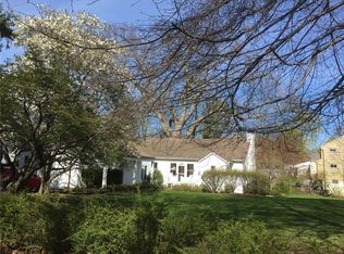 664 Eaton Rd, Rochester, NY 14617