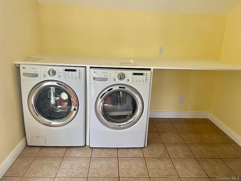 8 Alden Pl — Photo 16