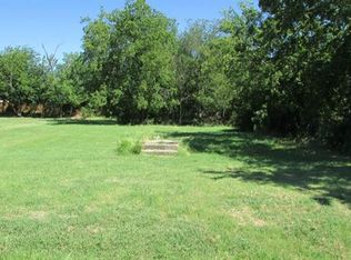 806 E Belknap St, Ennis, TX 75119