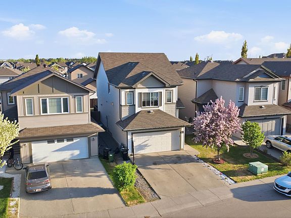 2nd image of 1523 36th Ave NW