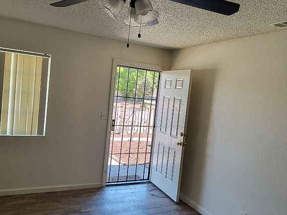 5th image of 435 N Hamilton Ave APT D