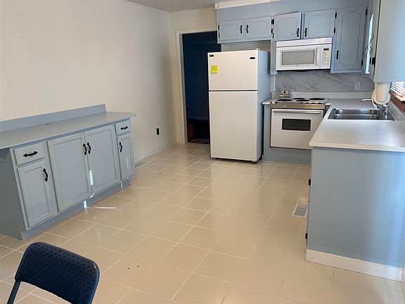 5th image of 331 Green Acres Rd