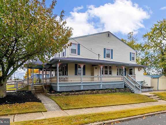 3rd image of 300 Asbury Ave