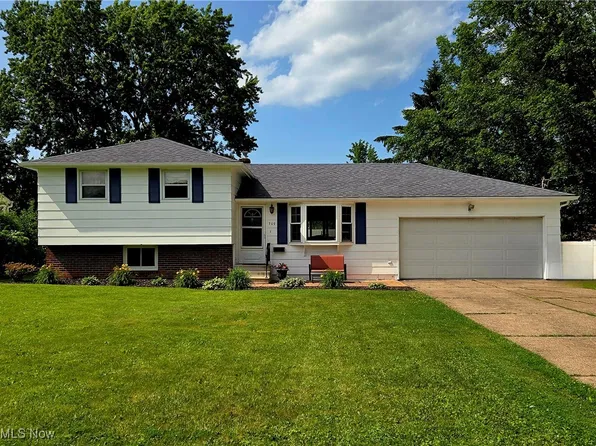 709 W Martin Ave, Amherst, OH 44001