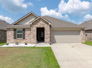 102 Border Ct, Youngsville, LA 70592