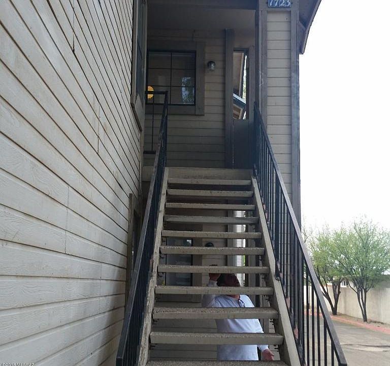 1st image of 1723 W Wood Bridge Ct