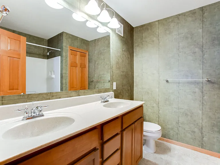 3331 Cherry Ln #D — Photo 37