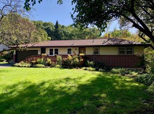 401 Valley High Rd, Burnsville, MN 55337