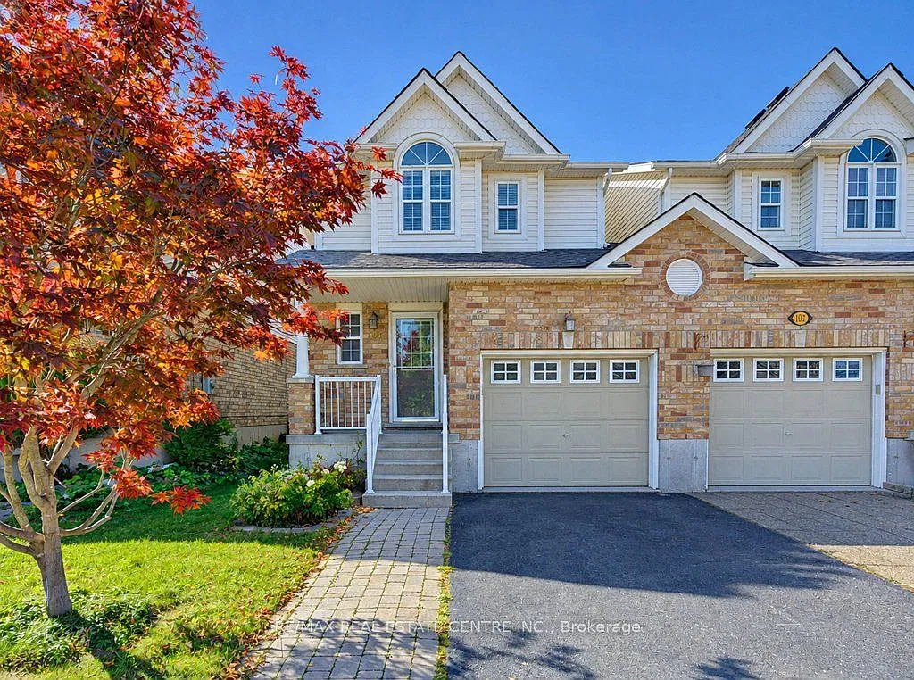 3 bed, $2,595 — Photo 2