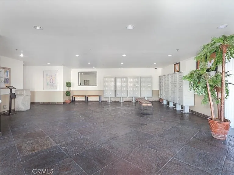 19350 Sherman Way #124 — Photo 25