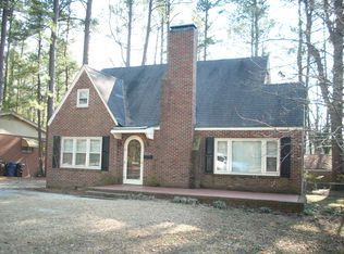627 Spring Ln, Sanford, NC 27330