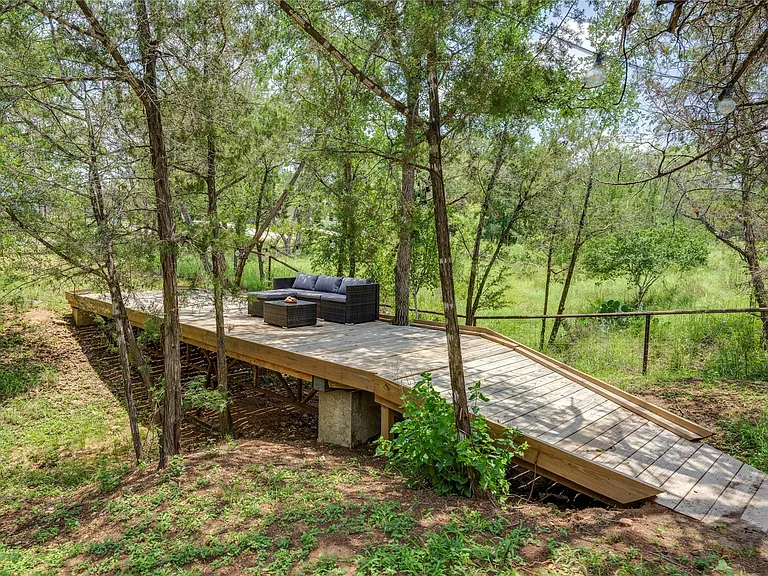 719 Birch Ln — Photo 20