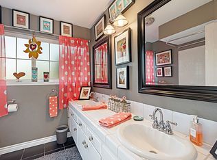 2633 E Strong Pl, Anaheim, CA 92806