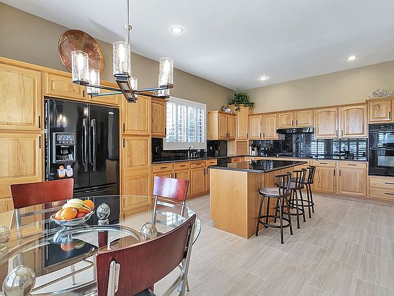 4th image of 9601 W Electra Ln