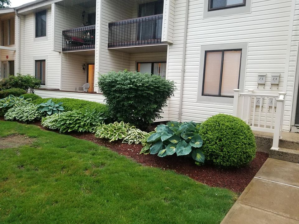 Main entrance - Apartment on First Floor