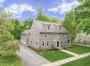53 Forest Glen Rd, Longmeadow, MA 01106