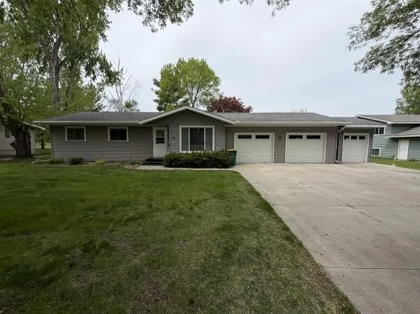 608 S Donnelly Ave, Litchfield, MN 55355