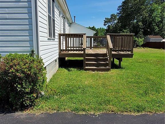 4th image of 3220 Ainsworth Ln