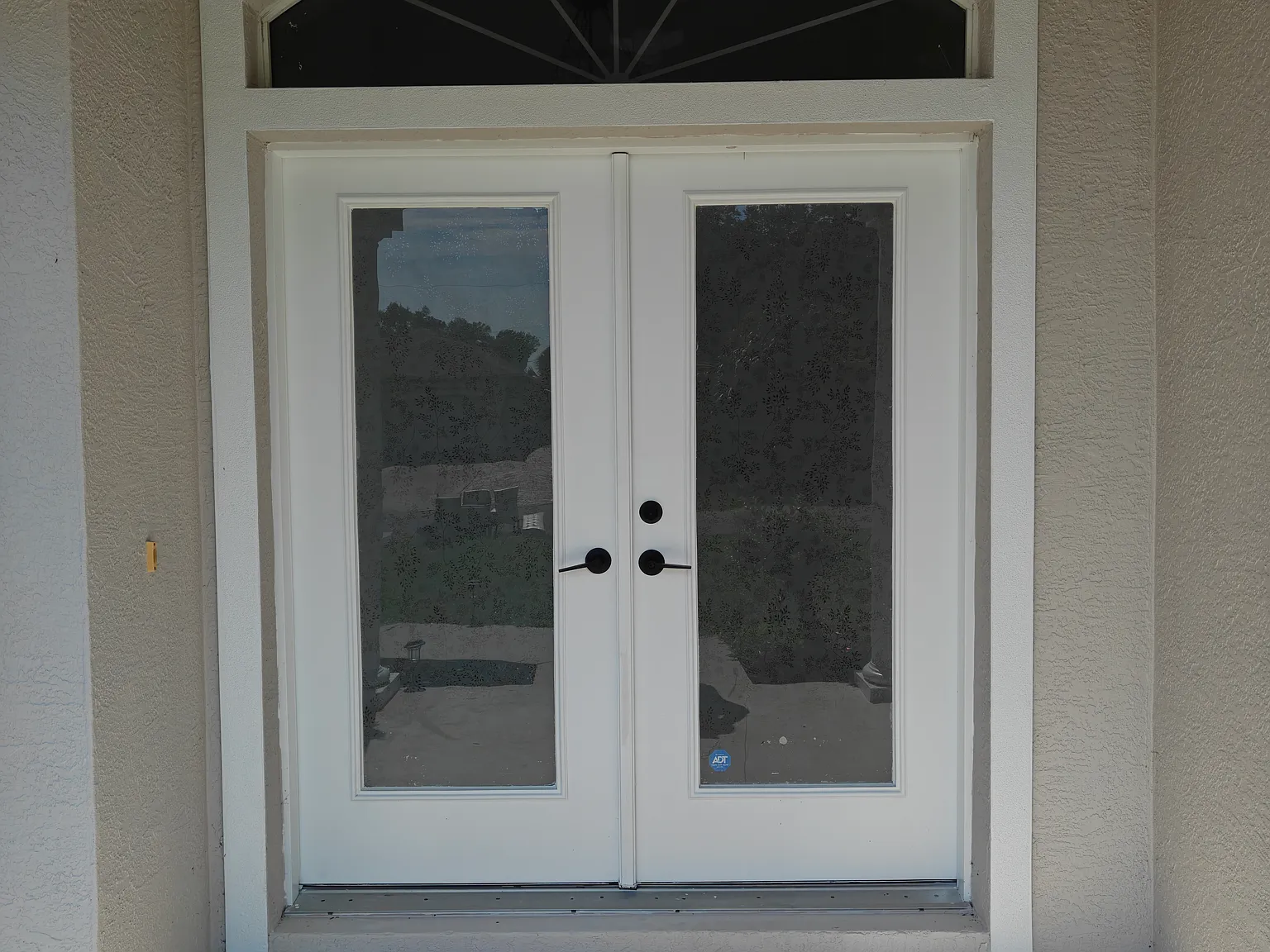 3 bed, 1800 sqft, $1,800 — Photo 3