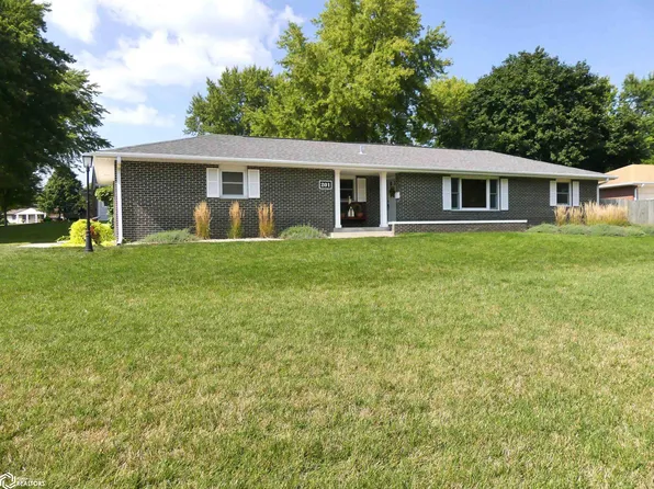 201 Perch St, Carroll, IA 51401