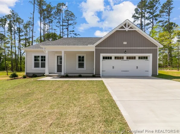 111 Regis Ln, Coats, NC 27521
