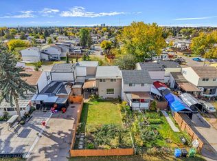 713 E 44th St SE, Calgary, AB T2A3E3