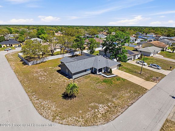 3rd image of 11117 Thornberry Dr