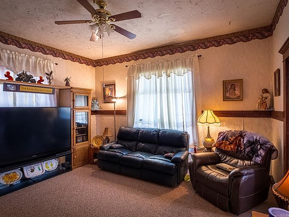 4th image of 26 Taylor Ave