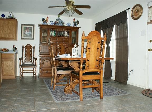 3rd image of 3025 View Ln