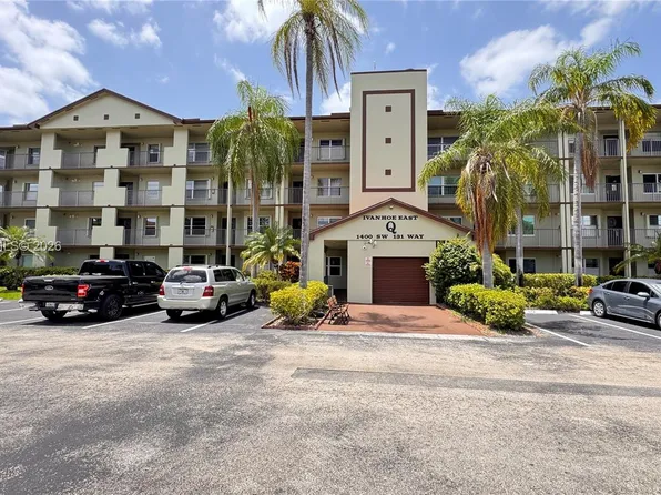 1400 SW 131st Way APT 305Q, Pembroke Pines, FL 33027